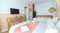 123Home- Garden & Spa Hotels near La Vallée Village