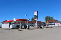 Blue Bell Inn Hotels in Fort Nelson