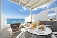 Blue Waves Suites & Apartments - to Kyma Hotels in Drios