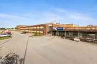 Best Western Hotel Scheele Hotels near Örtagårdskyrkan