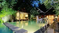 Astuti Gallery Homestay