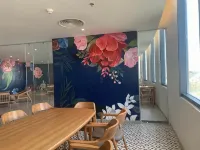 Sea Moon Cam Ranh Beach House Hotels in Cam Ranh
