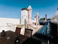 Lisbon South Hostel Hotels in Almada