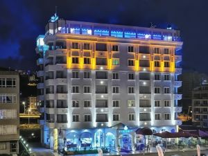 Grand Atakum Hotel