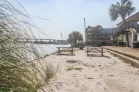 Cozy Bluefish 0.5 miles to beach, monthly discount