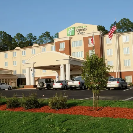 Holiday Inn Express & Suites BAINBRIDGE by IHG