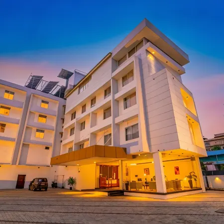 Hotel Seven Lights