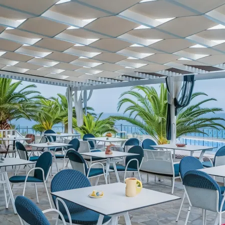 Karras Star Hotel