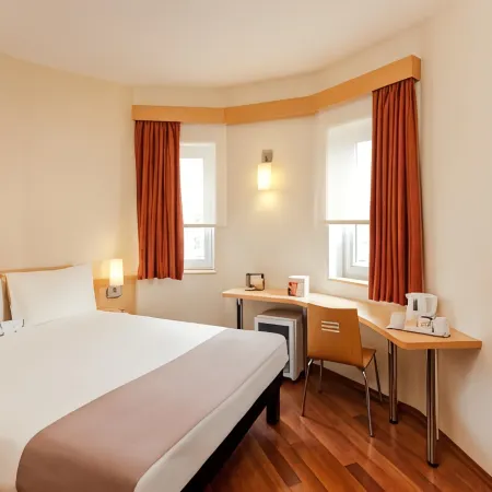 Ibis Eskisehir Отели рядом с достопримечательностью «Принцевы острова»