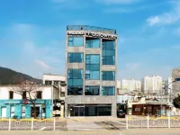 Paulownia Hostel & Guest House