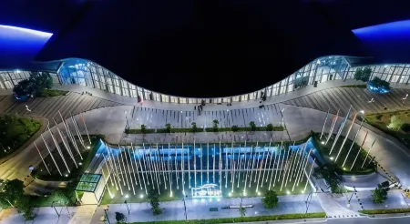 Arotel BSD Отели рядом с достопримечательностью «Pasar Modern BSD City»