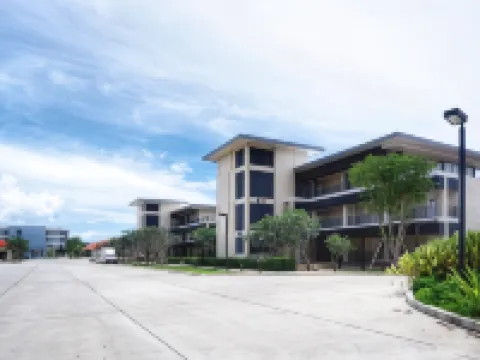 ซี แซนด์ ซัน หัวหิน บาย เจซี เควิน โฮเทล แอนด์ รีสอร์ท โรงแรมในชะอำ