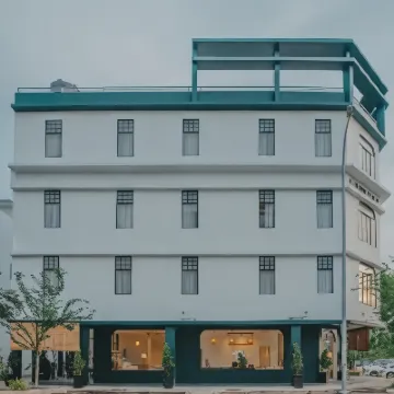 Bilik Bilik by Muo Hotels near Terminal One Mall