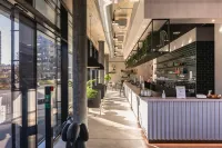 B&B โรงแรมบาเซิล