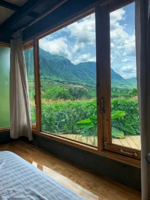 Opal House Ta Van