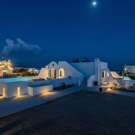 Vineyard Exclusive Suites Отели рядом с достопримечательностью «Белый пляж»