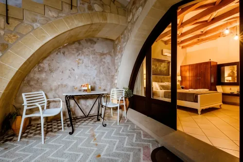 Bozzali Deluxe Hotel - Pensions