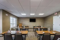 Comfort Inn & Suites Dayton North Hotels in Butler Township