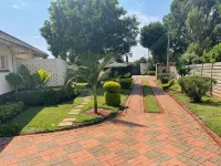 The Hawks Bed and Breakfast Hotels near Hatfield Shopping Center