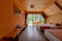 Nha Ven Ho Đong Đo, Minh Tri, Soc Son, Ha Noi Hotels in Phuc Yen