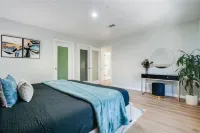 Salt Water Pool Over look Rocky Mountain View Hotels in Sierra Madre