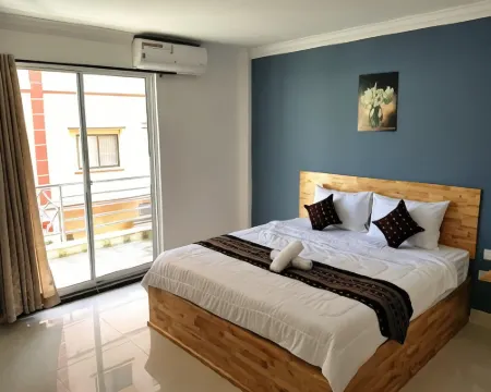 Lucky Hostel Hotels in Svay Por