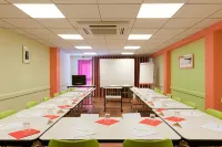 Ibis Styles Bourg-En-Bresse Centre Hotel di Jasseron