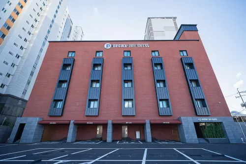 Brown Dot Hotel Sangju - Parkplatz