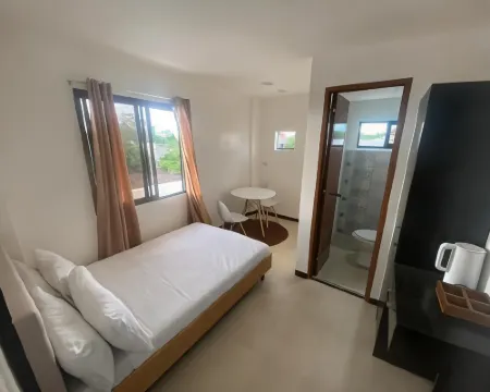 Ma Lourdes Inn- Washington Street Hotels in Palompon