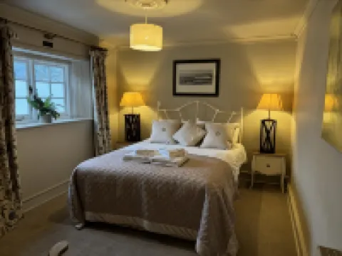 The Fox Goes Free Hotels in Chichester