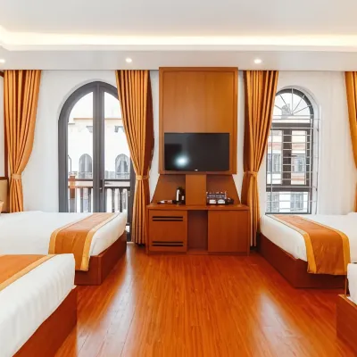 瓊英酒店-下龍 鄰近廣寧博物館的酒店