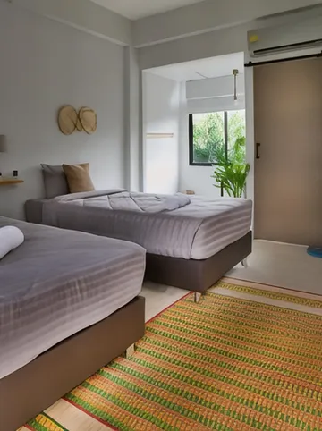 รูปภาพของโฮมแอทไนน์