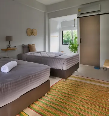 ห้องสามท่าน พร้อมเตียงควีนไซส์ 1 และเตียงเดี่ยว 1