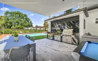 Amazing Family Paradise: Pool/Playground/BBQ/Games