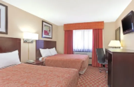 Super 8 by Wyndham Long Island City LGA Hotel Các khách sạn ở New York