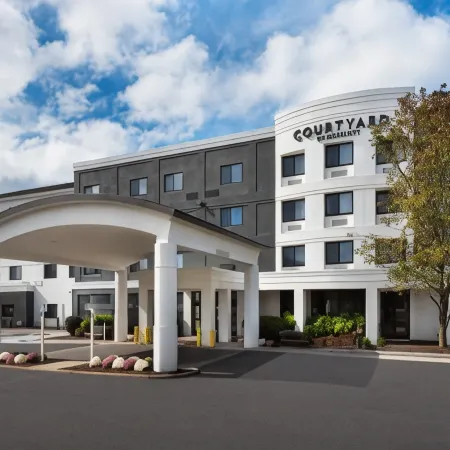 Courtyard Middletown Goshen