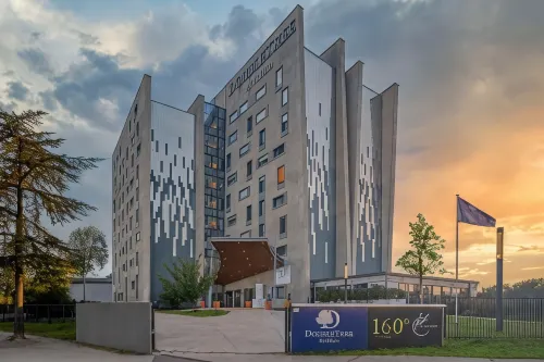 Doubletree by Hilton Lyon Eurexpo & Spa