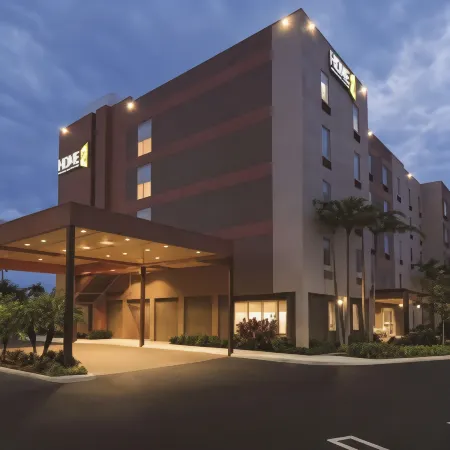 Home2 Suites by Hilton Florida City Отели рядом с достопримечательностью «Long Pine Key»
