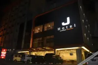 보보텔 가톳 수브로토 메단  호텔