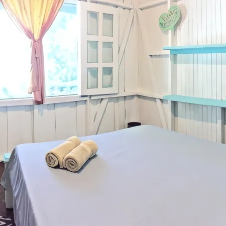 Madre Selva Jungle Hostel Отели в г. Коклес