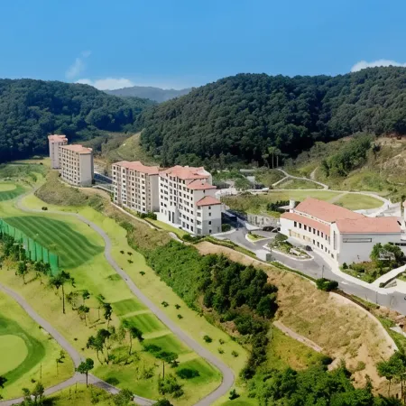 Baekhak Jayuro Resort