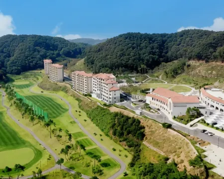 白鶴自由路度假村 漣川郡酒店