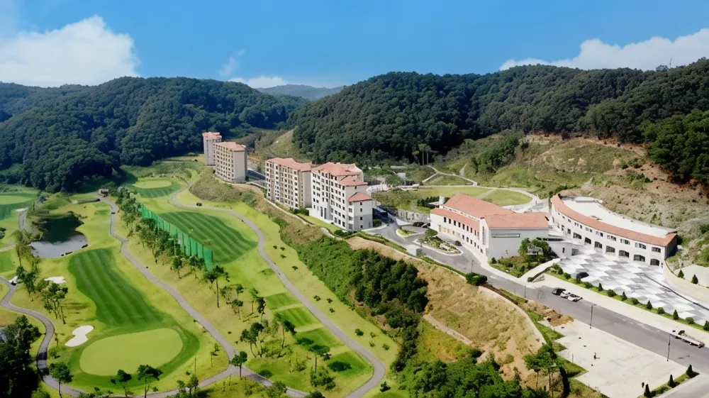 연천 백학자유로리조트