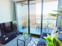 2B2B1C Apartment with Stunning Lake Views Hotels in Belconnen