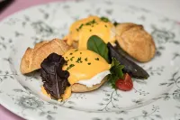 The Excelsior Hotel - breakfast