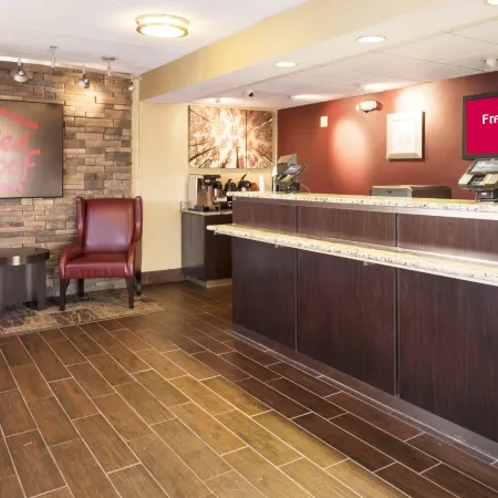 Red Roof Inn Detroit - Royal Oak/ Madison Heights