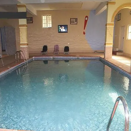 Richton Hotel and Suites
