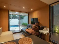 Vila Shopie WonderHouz Hotels in Blimbing