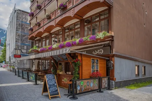 Spannort Family Home with Common Kitchen and Self Check-IN