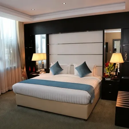 The Olive Hotel, Juffair Отели рядом с достопримечательностью «Хура»